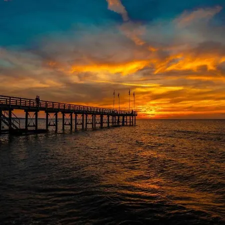 Charmante In Am Hafen